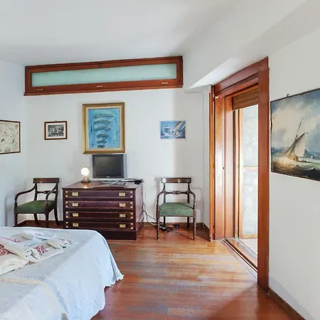 Punta Rossa Villa *